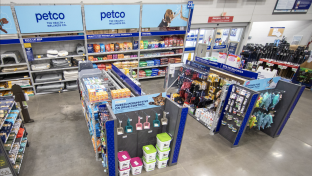 Lowe’s plans to introduce its Petco store-within-a-store concept in 300 locations by the end of 2023. 